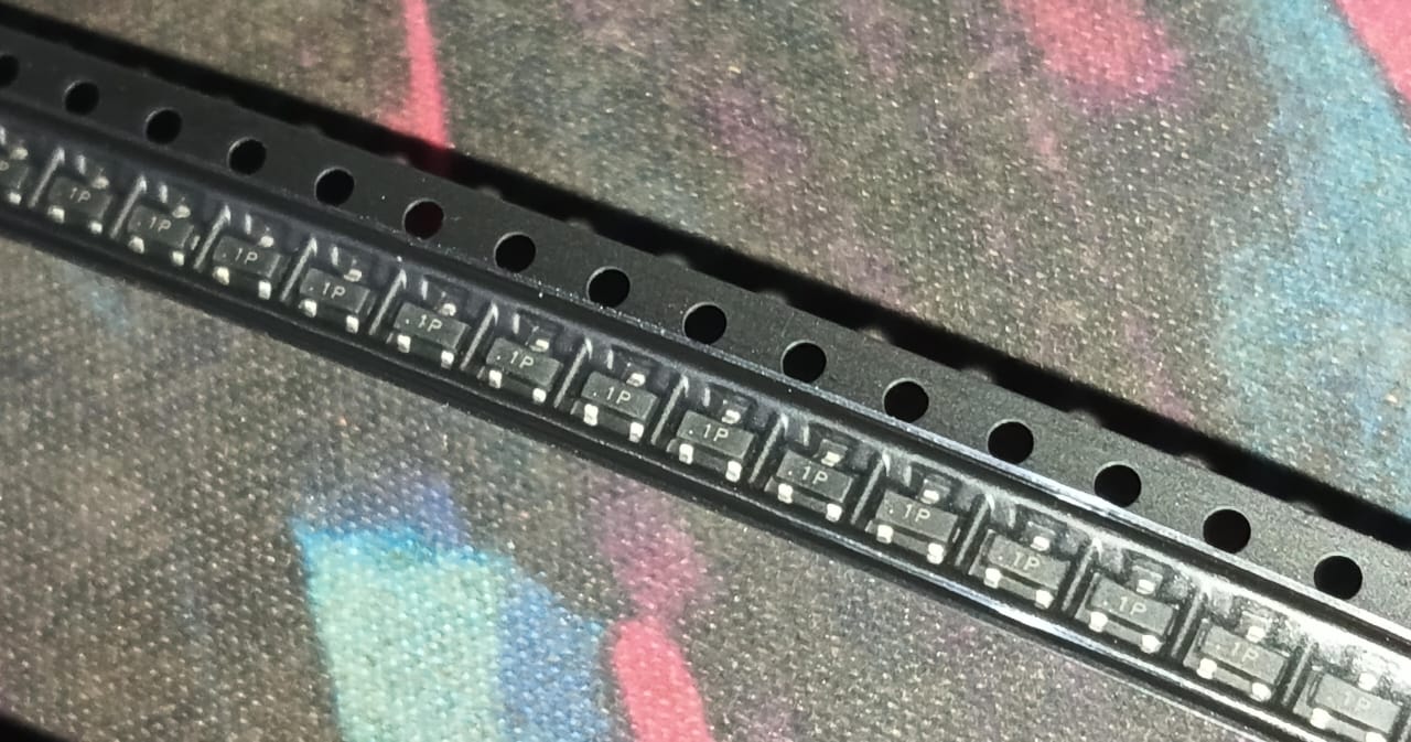 MMBT2222A HOTTECH 1P SMD SOT23 NPN Transistor 2n2222 2222 ETA1453