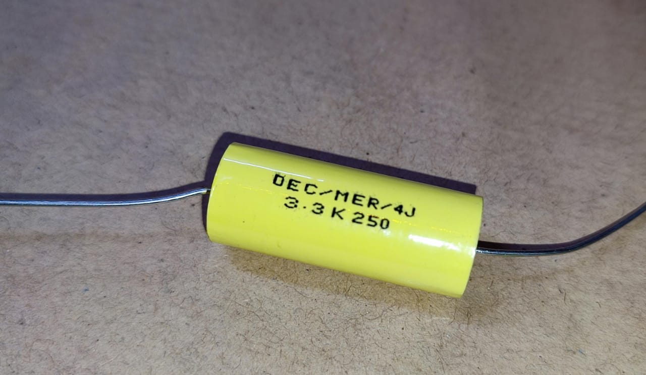 3.3uf 250V Axial Capacitor DEC 3.3K250VAC 10% ET9759