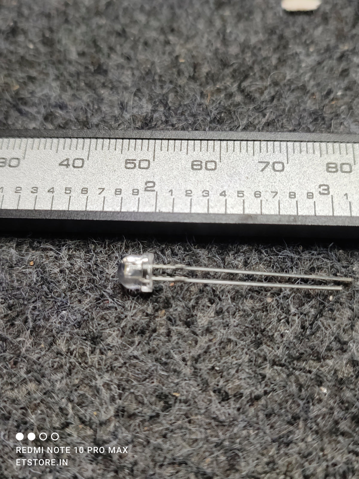 WARM WHITE 5MM DOME LED Strawhat ET7018