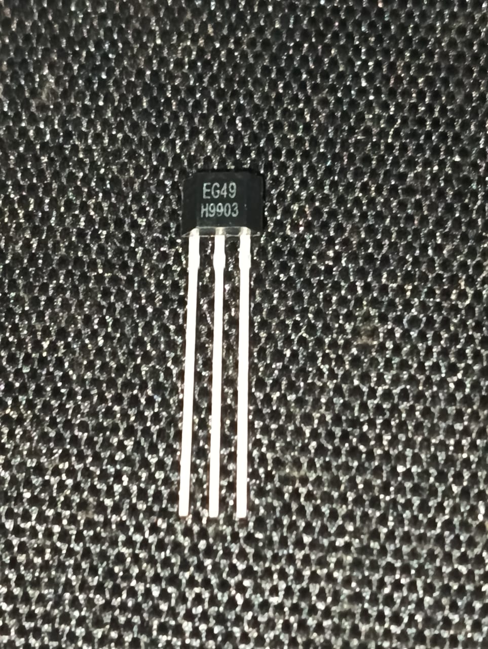 EG49 EGmicro TO-92S Linear Hall Sensors 49 ETA2137