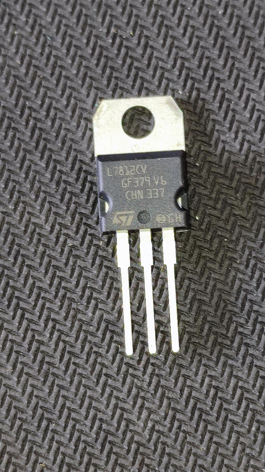 L7812CV-DG ST 12V 1.5A TO-220 VOLTAGE REGULATOR 7812 ETA1017